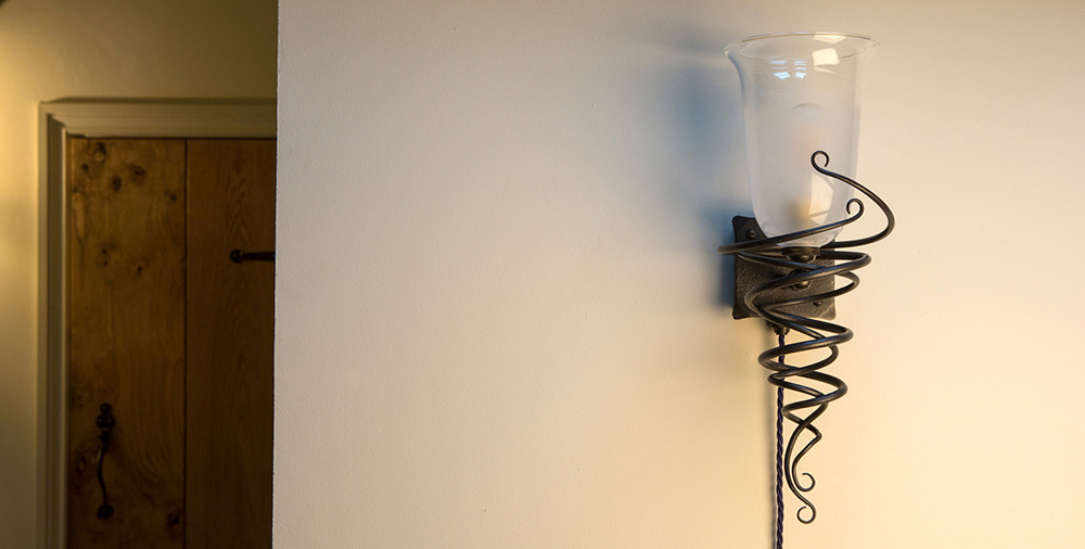 blog-modern-rustic-maythorne-wall-light