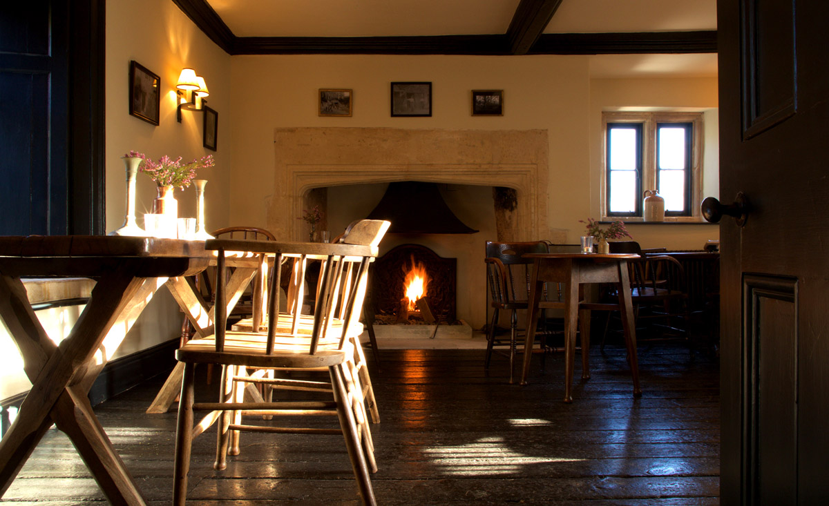 Lighting up the Packhorse Pub in Somerset